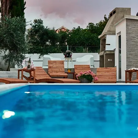 Salis Apartmán Vrsi
