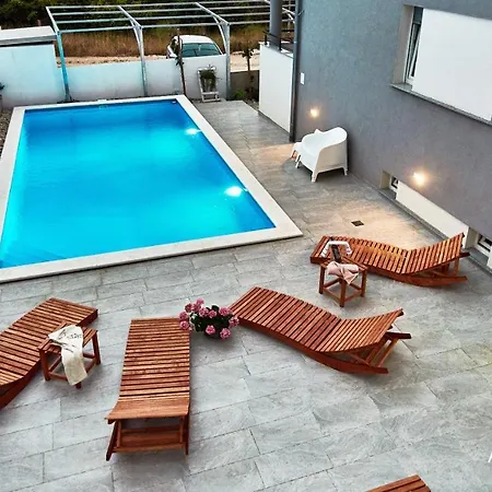 Salis Apartmán