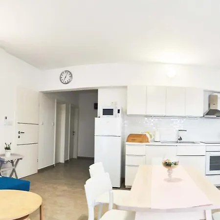 Salis Apartmán Vrsi