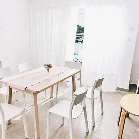Apartament Salis Vrsi